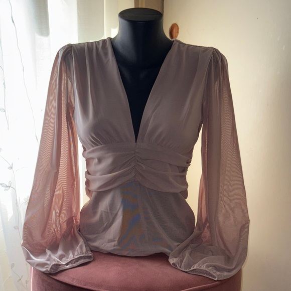 Chic V-Neck Blouse with Sheer Sleeves - Picture 1 of 3